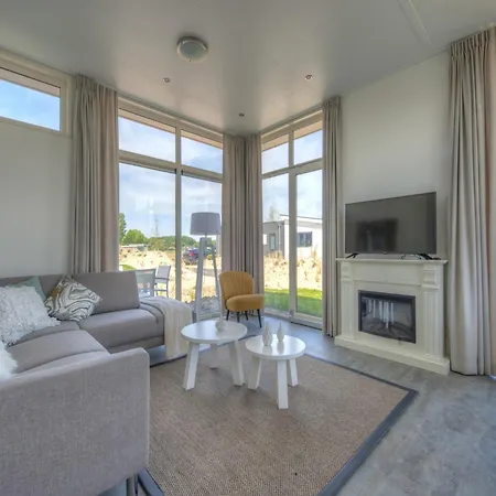 Attractive 4 5 Km From Rockanje Chalet Hellevoetsluis